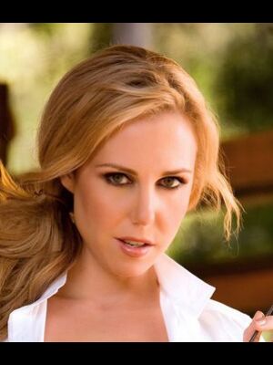 Holly Randall