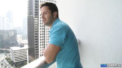 Nadržaná Trina Michaels a jej obrie dudy v akcii pri poriadnej mrdkačke