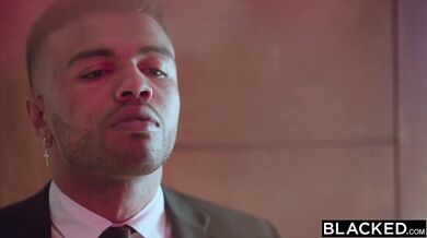 Vic a jej tajné prianie o obrovskom čiernom penise