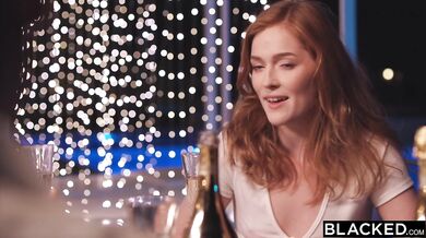 Jia Lissa a Little Dragon a ich spoločná vášeň pre obrovské čierne penisy