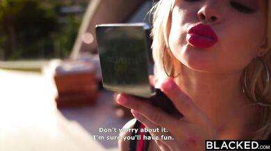 Lottie Magne a Lolly Small v divokej jazde s dvomi masívnymi čiernymi penismi