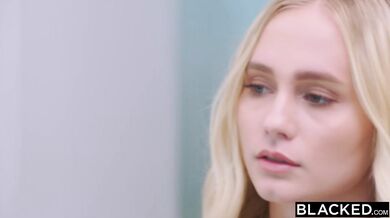 Alicia Williams si vyhliadla svoju obľúbenú hviezdu a dočkala sa nálože od obrovského penisu