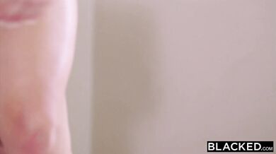 Natalie Porkman a jej vášeň pre obrovské čierne penisy