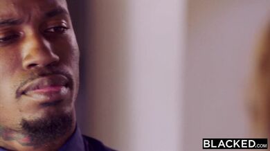 Natalie Porkman a jej vášeň pre obrovské čierne penisy