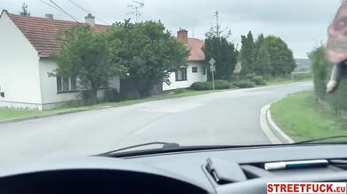 Michaela Isizzu a jej divoká mrdkačka na sedadle auta