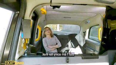 MILFka a jej jazda taxíkom zakončená poriadnou jebačkou