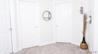 Anissa Kate ako perfektná manželka, ktorá sa doma rozhodne nenudí