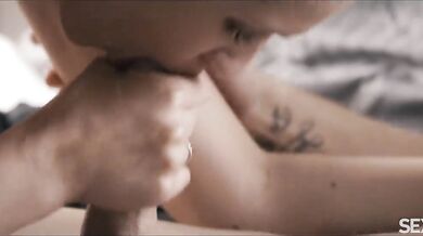 Stacy Cruz v luxusnom artovom pornu