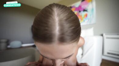 Nevlastná sestra a jej orál zakončený vystriekaním na jej mušľu