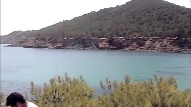 Nadržané dvojičky z Francúzska a ich jazda v piesku priamo pri mori