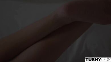 Hime Marie si nechala poriadne a hlboko pretiahnuť obe dierky