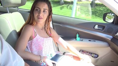 Vanessa Phoenix sa pred kamerou pustila do penisu