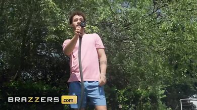 Susedská mrdačka s Bellou Blu