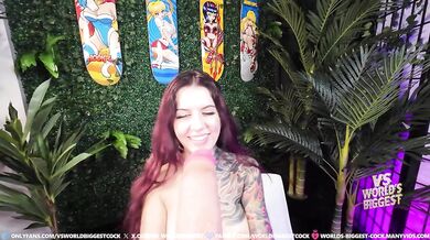 Luna Legend polyká masívny penis