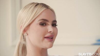 Dve sexy nymfomanky si drsne prstia kundy