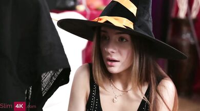 Halloweenska kompilácia análnych nárezov