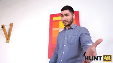 Mrdanie s Raulom Costom ako pomoc pre jej frajera