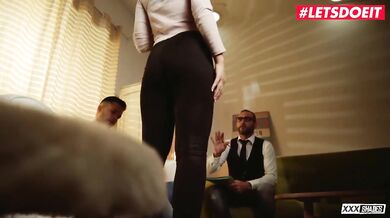 Haley Hill a jej vášnivý sex s partnerom počas párovej terapie