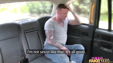 Nadržaná vodička chce namiesto platenia tvoj sladký výstrek