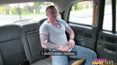 Nadržaná vodička chce namiesto platenia tvoj sladký výstrek