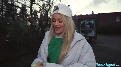 Poriadne mrdanie osemnástky