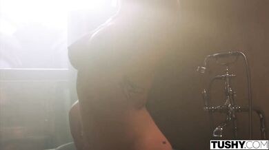 Análne mrdanie krásnej ryšavky