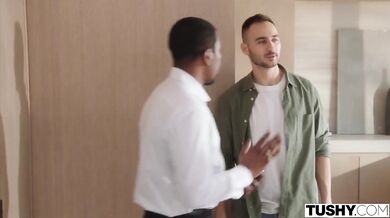 Scarlett Alexis si nechala narvať obe diery naraz a totálne sa z toho urobila