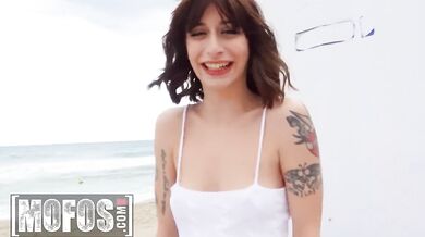 Kaitlyn a rozpálená Catalina sa radšej vyprcali so Scottom v súkromí