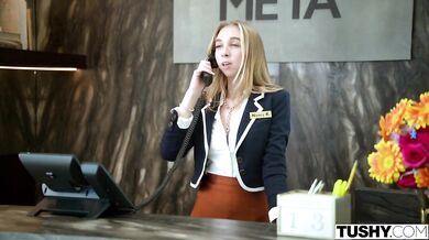 Nicole Doshi s luxusnými krivkami sa dočkala tvrdého análu