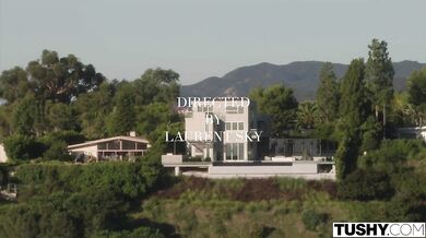 Caramella Del X zažila brutálny squirt, kým si nechala poriadne vyprcať riť