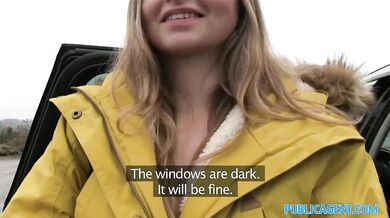 Sexy dychtivka vyinkasovala prachy za poriadny sex