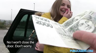 Sexy dychtivka vyinkasovala prachy za poriadny sex