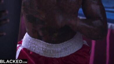 Riley Reid nechala zaplniť oba otvory dvoma obrími penismi naraz