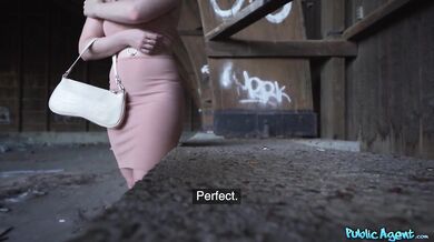 Kvôli jej dokonalému telu som jej to vystriekal do huby