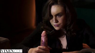 Nadržaná Freya Parker a jej zaručené triky, ako zbaliť a uspokojiť svojho partnera