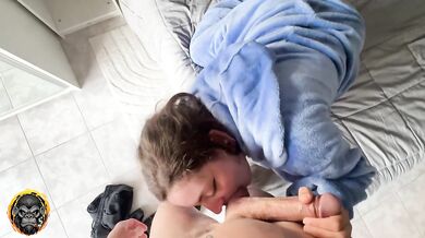 Nevlastná sestra ma šokovala – pod kostýmom bola úplne nahá