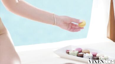 Kočka totálne prepadla obriemu nástroju svojho nového objaviteľa