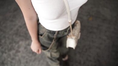 Nikto sa ani nepohne, kým ju poriadne opracovávam