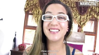 Táto sexy Latinka dostala naložené do svojho šťavnatého rozkroku