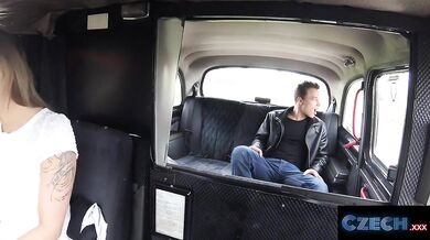 Ako si nadržaná mladá Češka užila drsný mrd s fešným krajanom