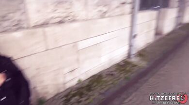 Vášnivé stretnutie so sexy hnedovláskou čo sa chce len mrdať