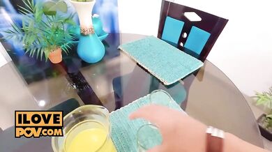 Nadržaná kráska Solange Sun predviedla na rande špičkové fajčenie