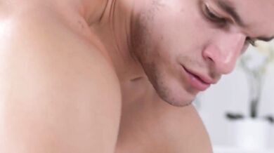 Mladá Ariel Temple prežíva pri tomto mrde šialené stavy