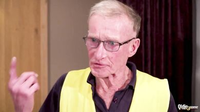 Maya Sinn a sexy Andie Grey si spoločne vychutnali poriadny nárez