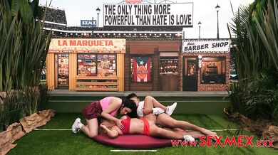 Horúca trojka a hromadné pichanie týchto dvoch krásavíc naraz