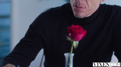 Sexy Scarlit a jej vášnivá šukačka