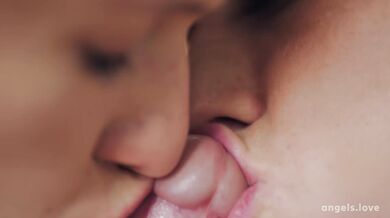 Horúci sex v troch s Stacy Cruz a Holly Molly