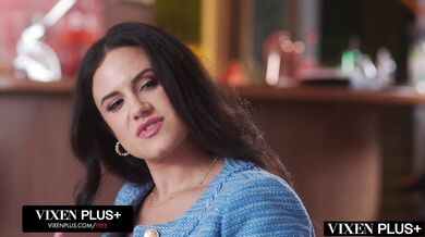 Penny hltá kokot a potom si v misionárovi nechá totálne rozťiahnuť svoju mokrú štrbinu