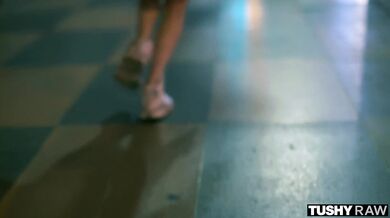 Rebel Lynn si nechala poriadne vyprášiť zadok a skončila s totálne vyťahanou dierkou