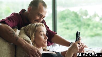 Kelly Collins si nechala drsne vyšukať všetky otvory Jasonovým masívnym čurákom v tejto paroháčskej jazde